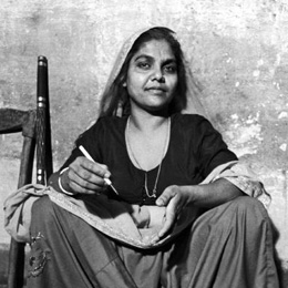 Shanti, Dakshinpuri (Seven Lives and a Dream: Feminist portraits 1990)                                                                                                                                  