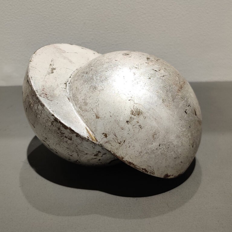 Teja Gavankar | Untitled | 2022 | Stainless steel and silver leafing | 3(H) x 5.5(W) x 3.5(D) Inches