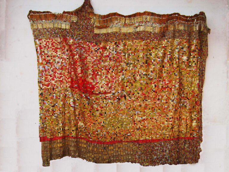 El Anatsui | Untitled | 2010 |  Aluminium (bottlecaps) and copper wire  |